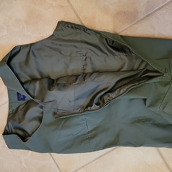 Tommy jeans, green dress with a big side pocket with camo star. - Picture 4 of 5